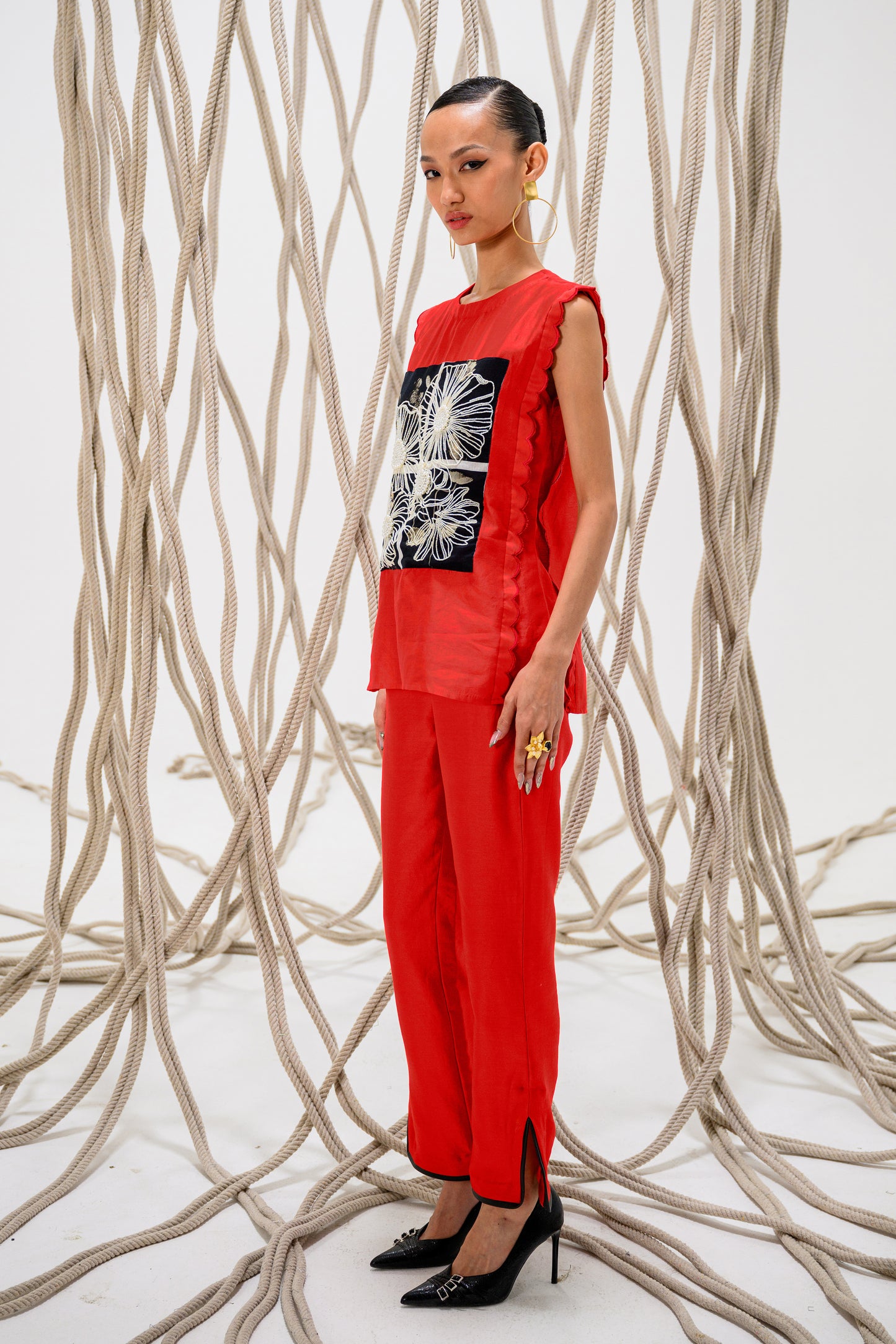 SCARLET PANTS