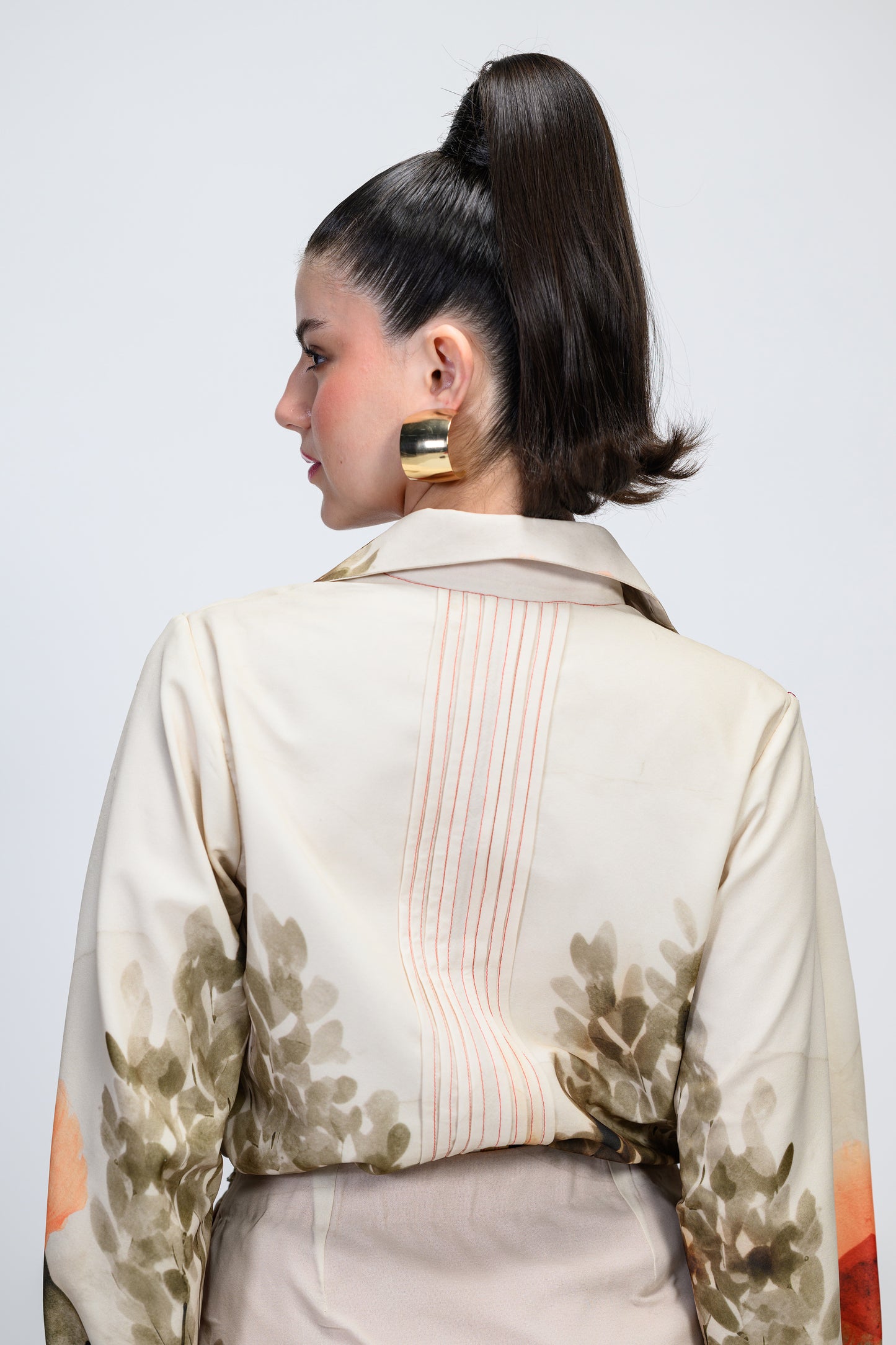 PETAL POISE SHIRT