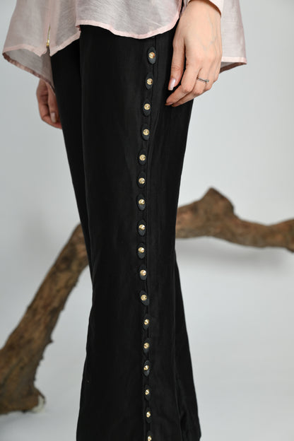 NOMAD STUDDED PANTS