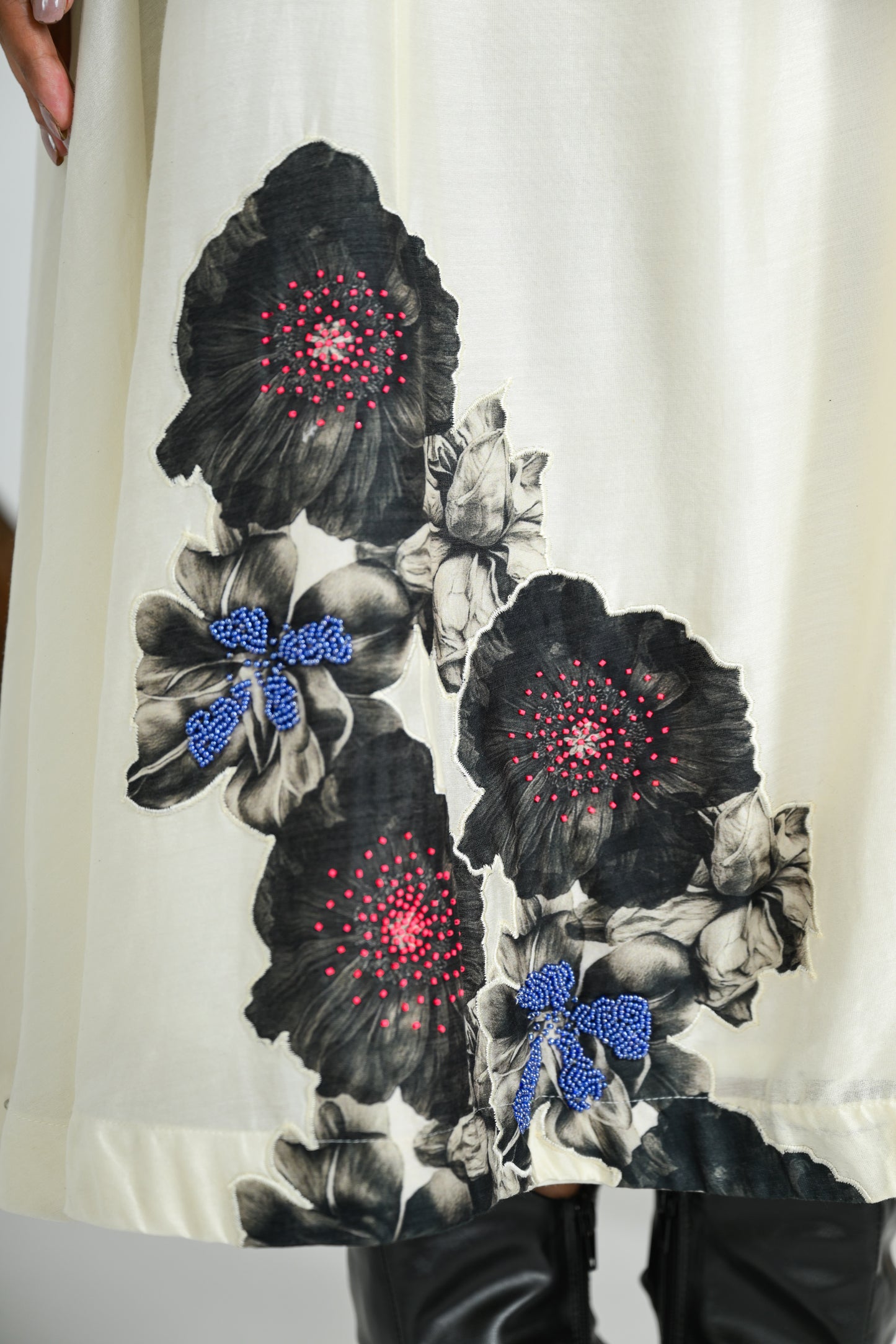 ATHRACITE BLOSSOM SKIRT