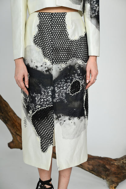 FROST GRID SKIRT