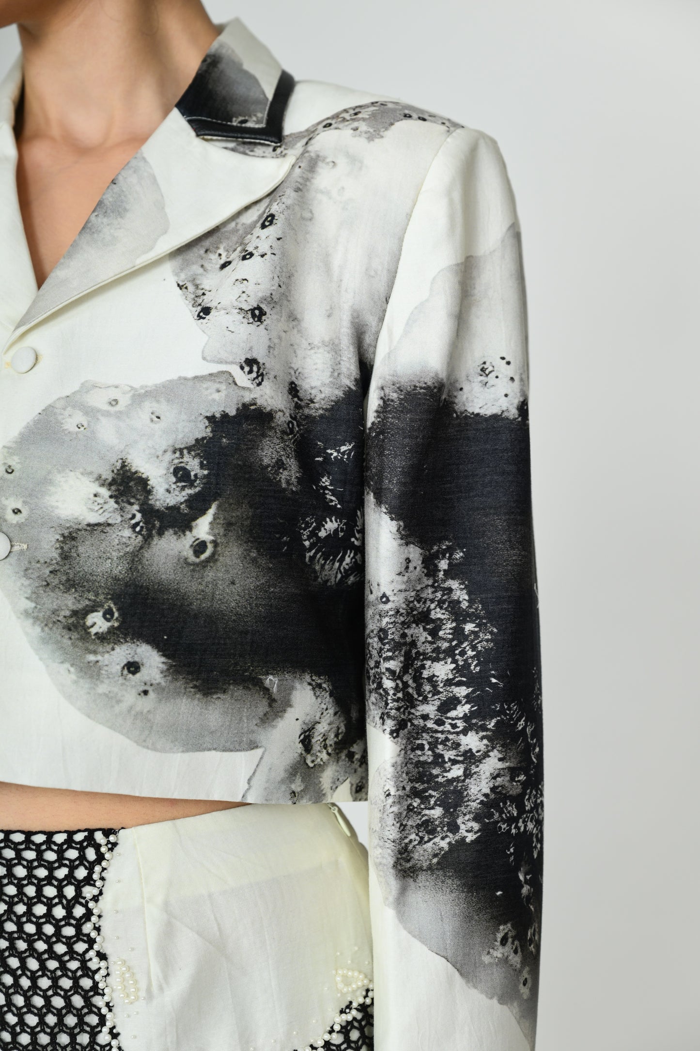 SNOWDROP CROP BLAZER