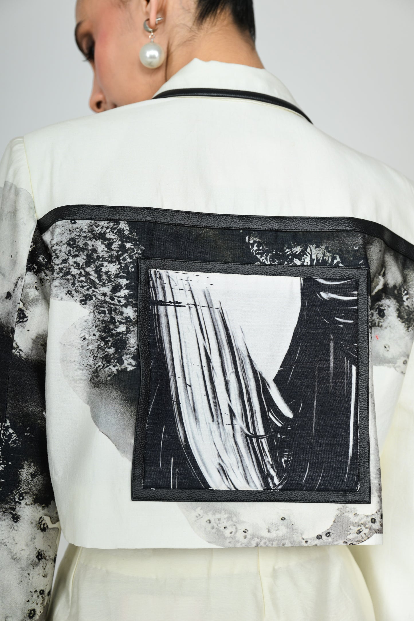 SNOWDROP CROP BLAZER