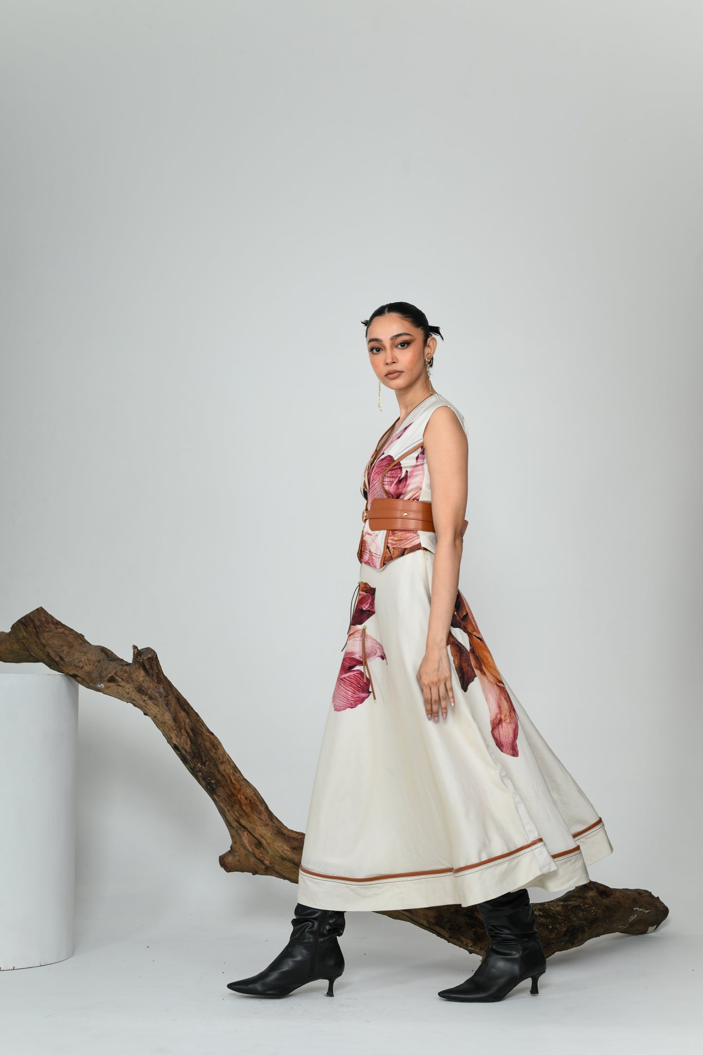 PETALS AFTER TIME' SKIRT SET