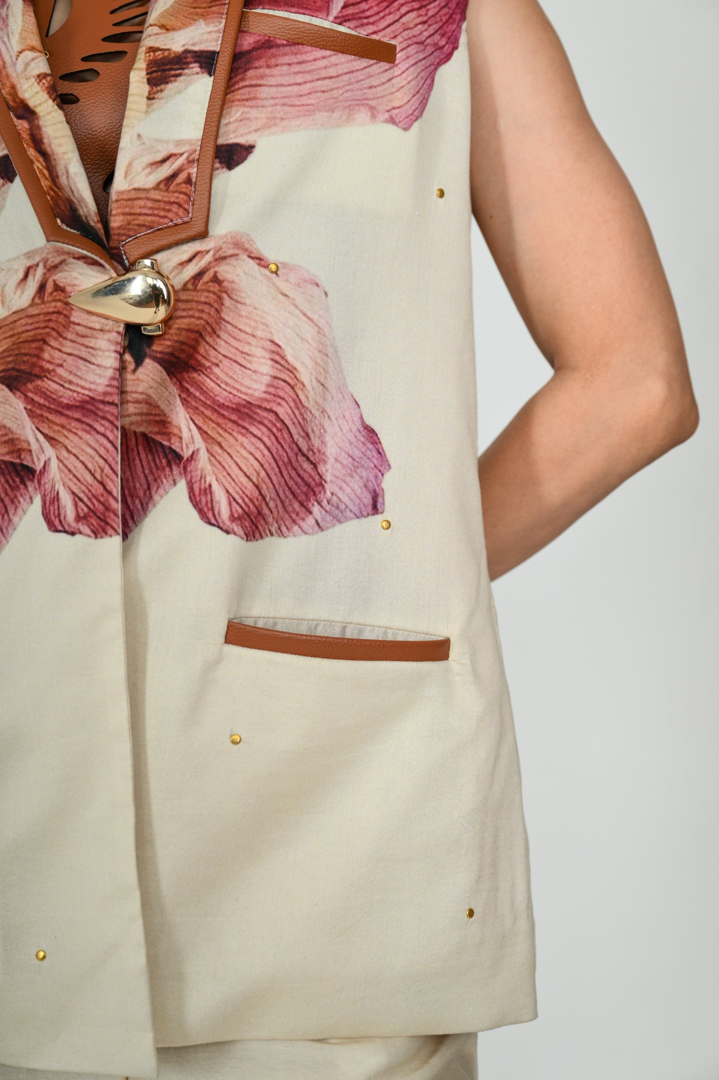 PETALS AFTER TIME' BLAZER SET