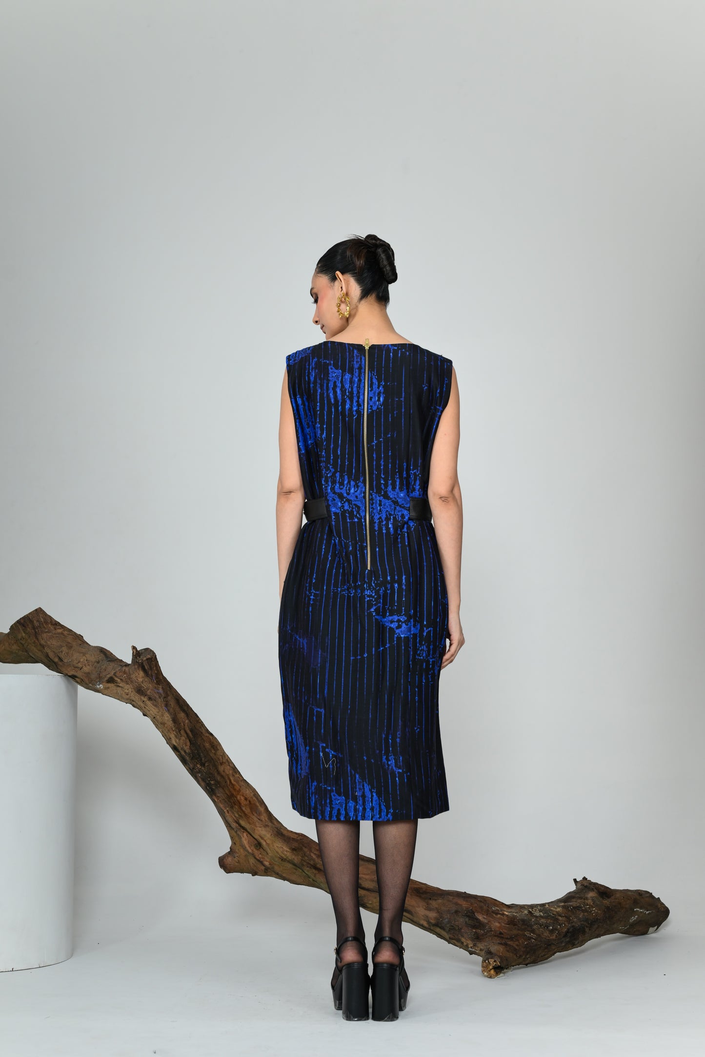 HELIX BELTED DRESS