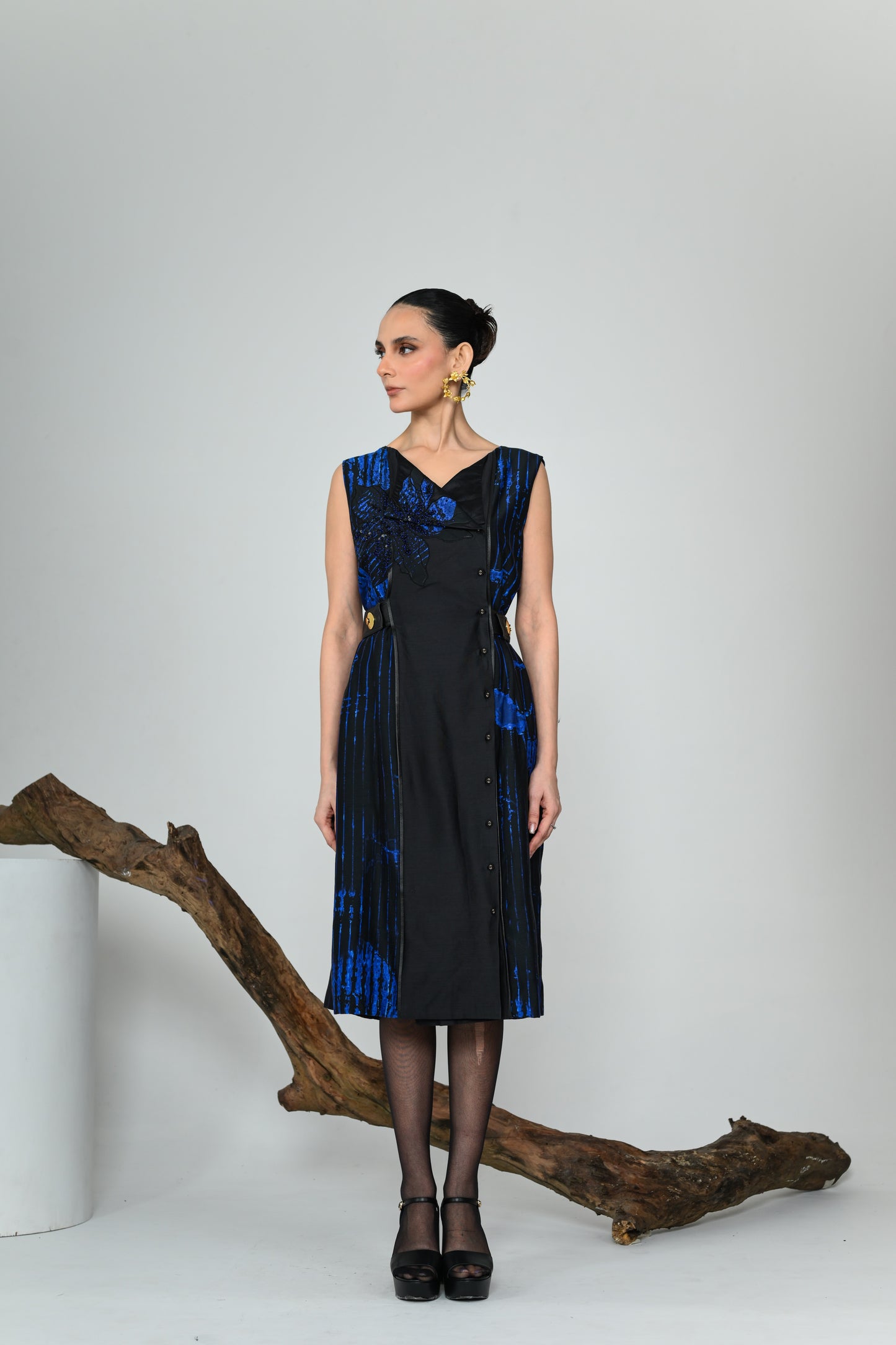 HELIX BELTED DRESS