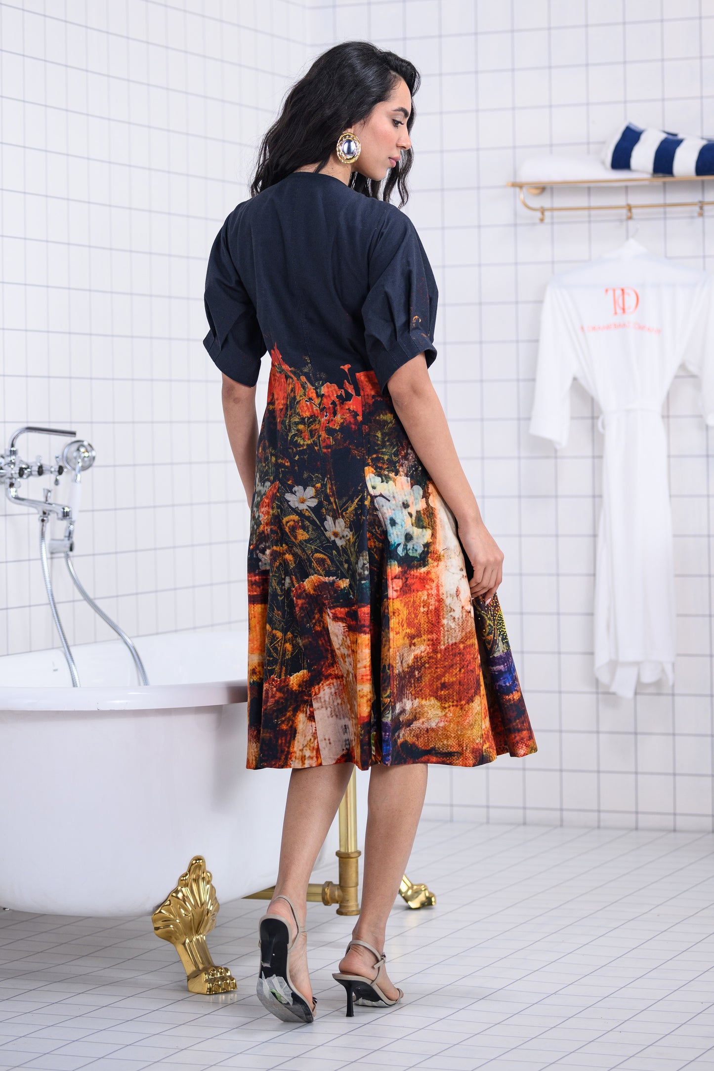 AUTUMN MIDI DRESS